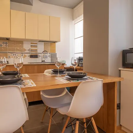 Color Family Apartment *