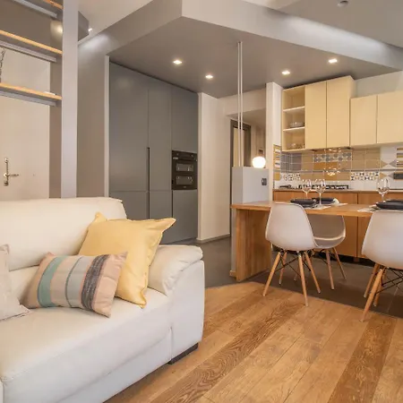 Color Family Apartment Rome
